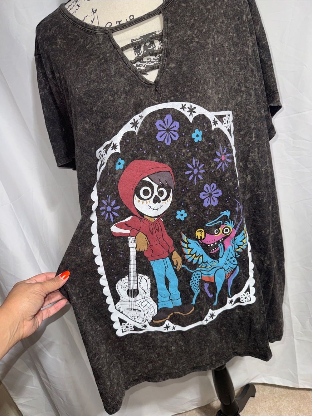 DISNEY PIXAR COCO MINERAL WASH DANTE STRAPPY TOP - Picture 2 of 4